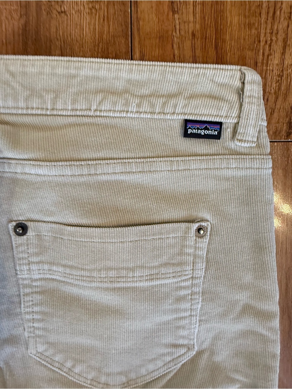 Patagonia Women’s Tan Beige Slim Straight Corduroy Jeans Pants Size 29 - Picture 11 of 12